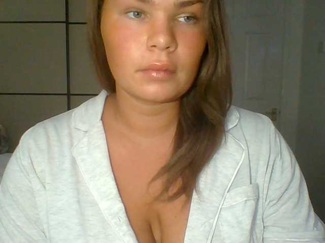 PrincessGem live cam on BongaCams