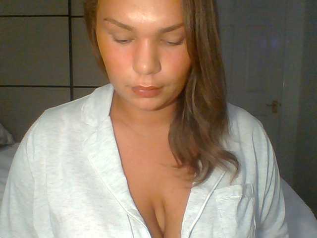 PrincessGem live cam on BongaCams