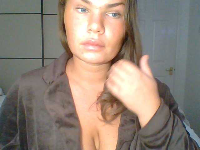 PrincessGem live cam on BongaCams