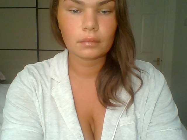 PrincessGem live cam on BongaCams