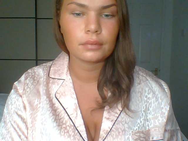 PrincessGem live cam on BongaCams