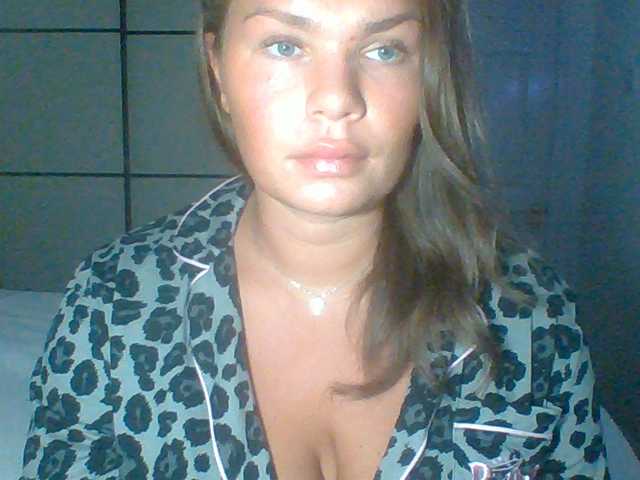 PrincessGem live cam on BongaCams