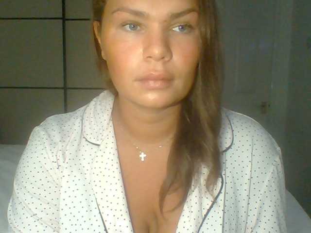 PrincessGem live cam on BongaCams