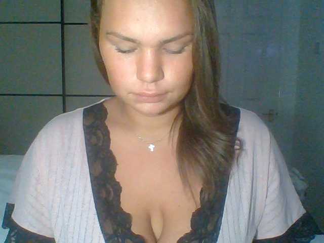 PrincessGem live cam on BongaCams