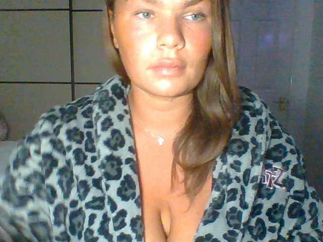 PrincessGem live cam on BongaCams