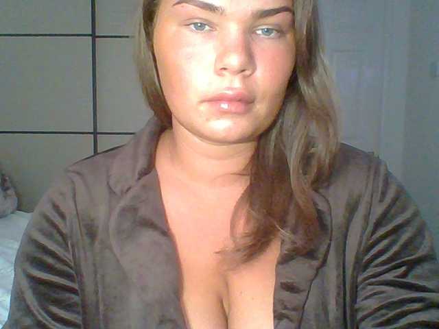 PrincessGem live cam on BongaCams