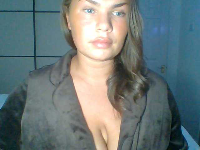 PrincessGem live cam on BongaCams
