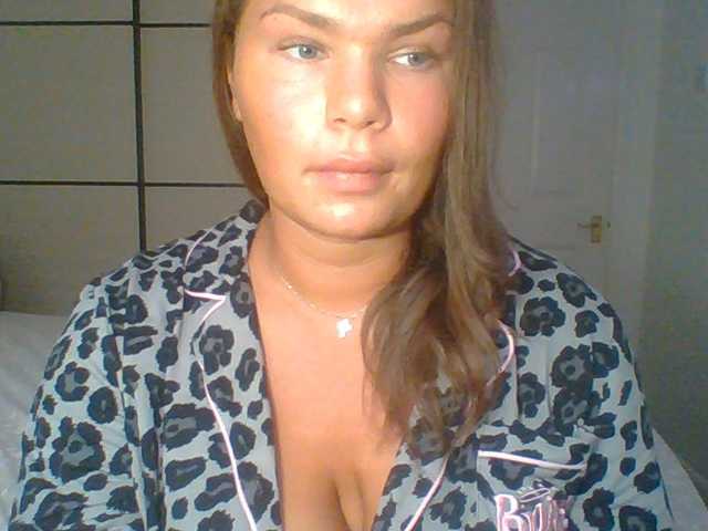 PrincessGem live cam on BongaCams