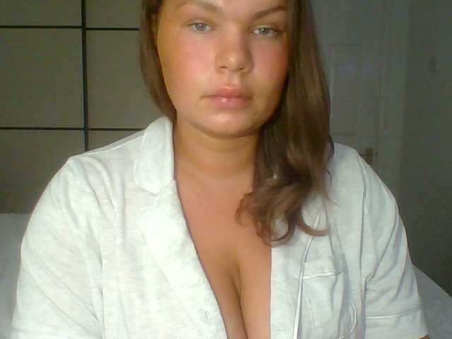 PrincessGem live cam on BongaCams