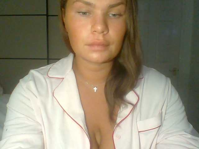 PrincessGem live cam on BongaCams