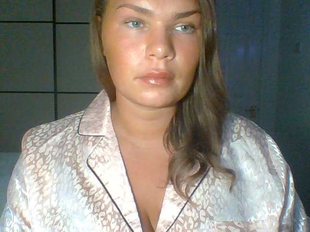PrincessGem live cam on BongaCams