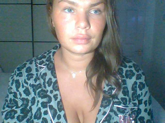 PrincessGem live cam on BongaCams