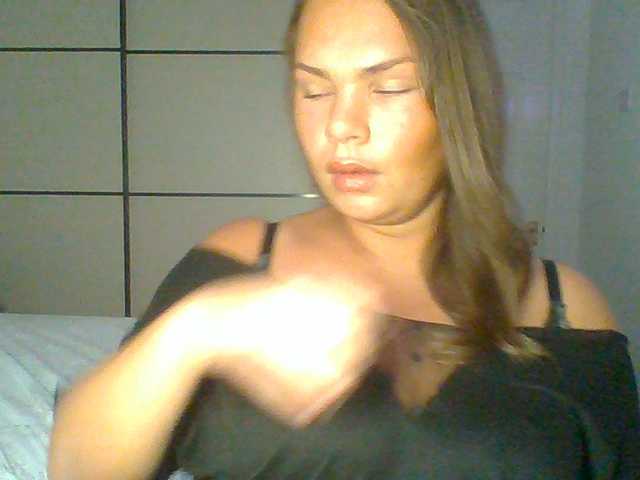 PrincessGem live cam on BongaCams