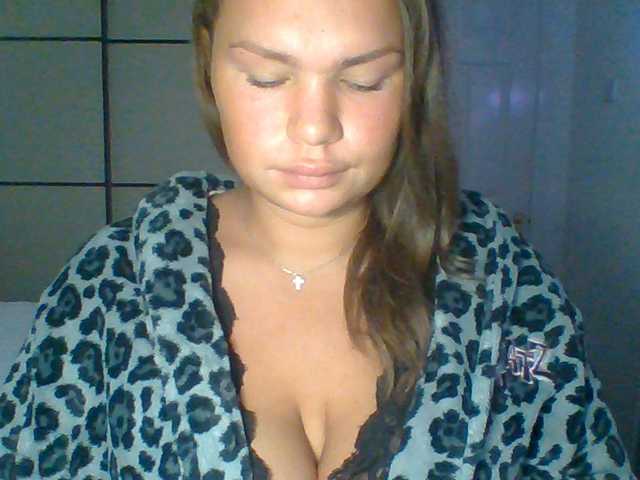 PrincessGem live cam on BongaCams