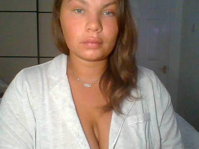 PrincessGem live cam on BongaCams