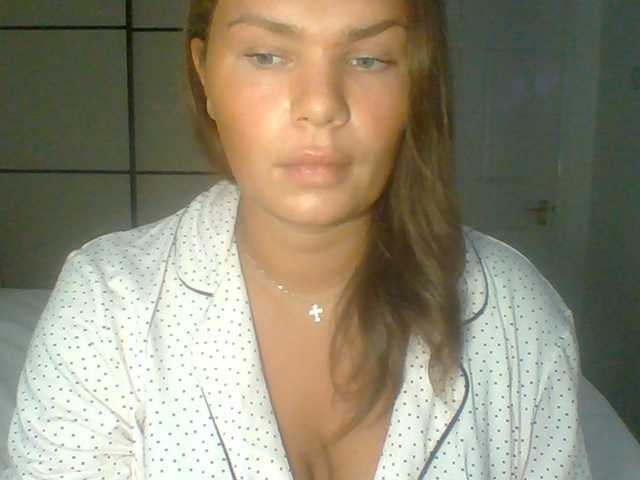 PrincessGem live cam on BongaCams