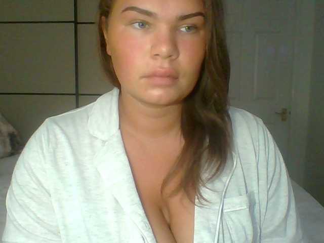 PrincessGem live cam on BongaCams