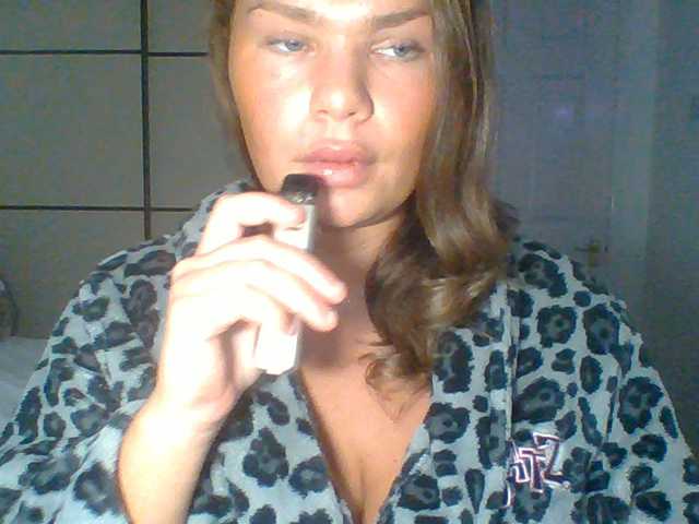 PrincessGem live cam on BongaCams