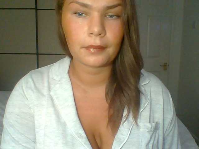 PrincessGem live cam on BongaCams