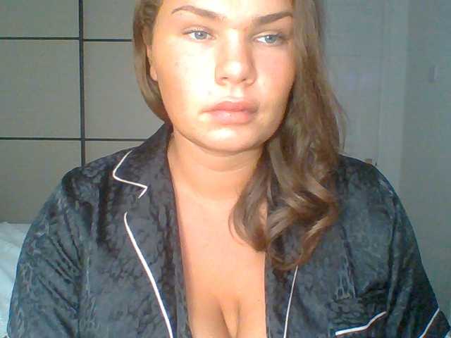 PrincessGem live cam on BongaCams