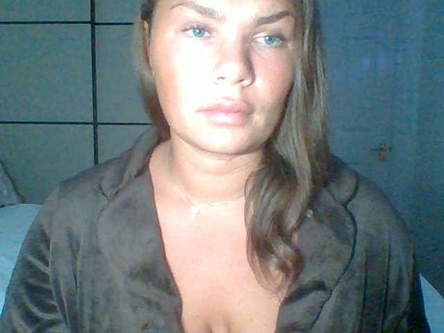 PrincessGem live cam on BongaCams