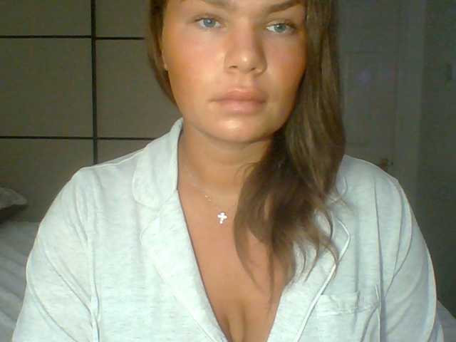 PrincessGem live cam on BongaCams
