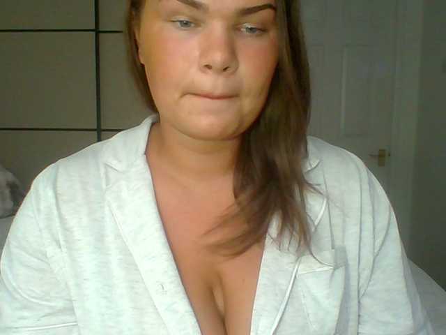 PrincessGem live cam on BongaCams