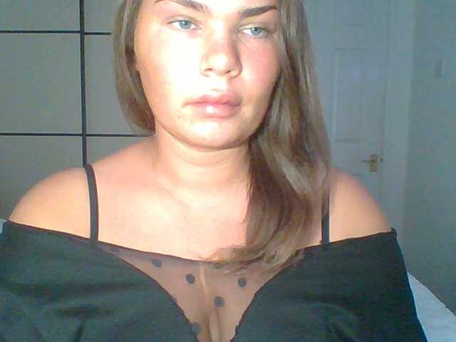 PrincessGem live cam on BongaCams