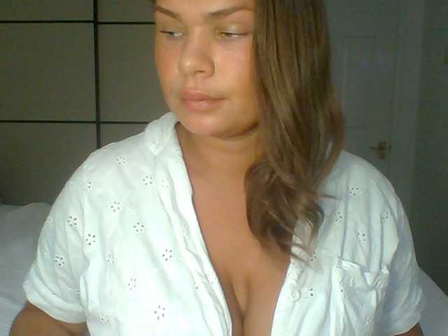 PrincessGem live cam on BongaCams