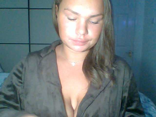 PrincessGem live cam on BongaCams