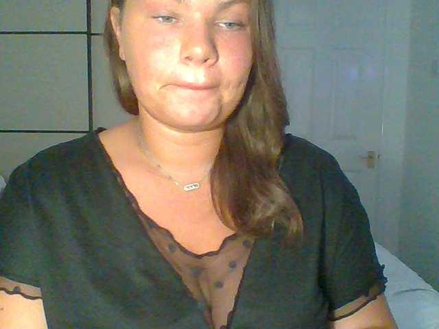 PrincessGem live cam on BongaCams