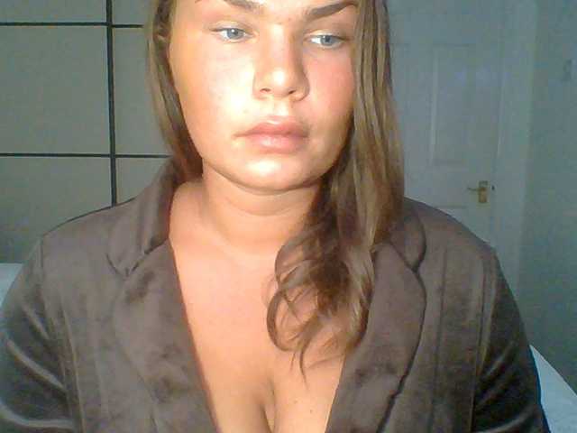 PrincessGem live cam on BongaCams
