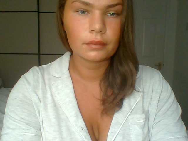PrincessGem live cam on BongaCams