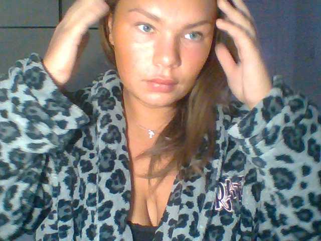 PrincessGem live cam on BongaCams