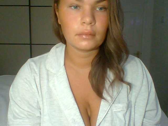 PrincessGem live cam on BongaCams
