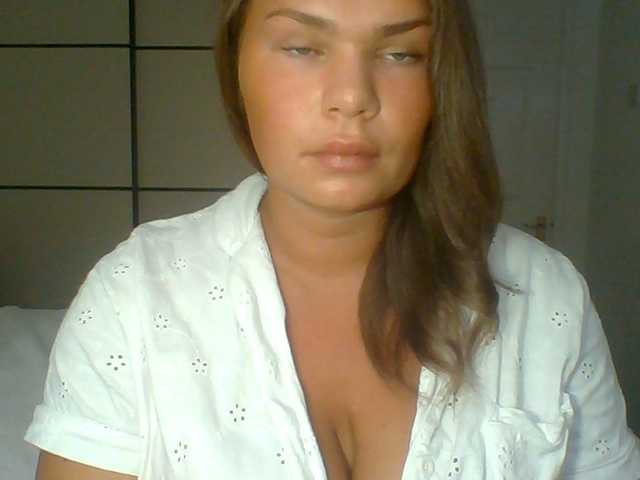 PrincessGem live cam on BongaCams