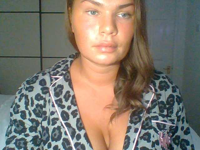 PrincessGem live cam on BongaCams