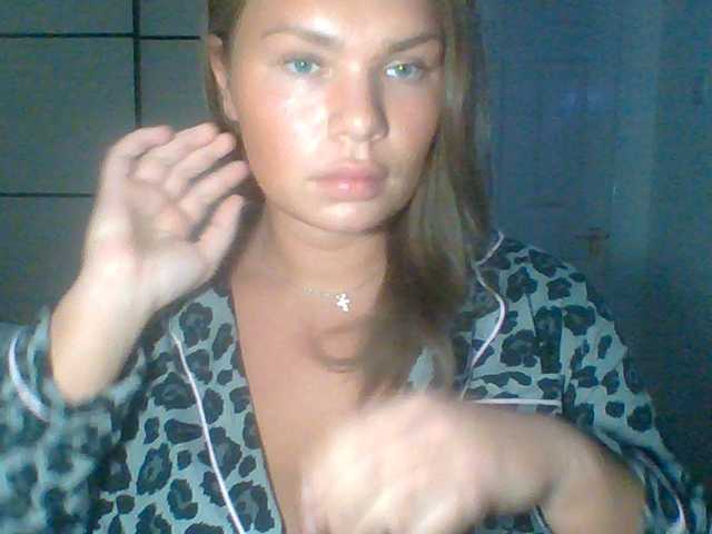 PrincessGem live cam on BongaCams