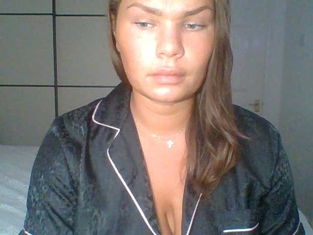 PrincessGem live cam on BongaCams