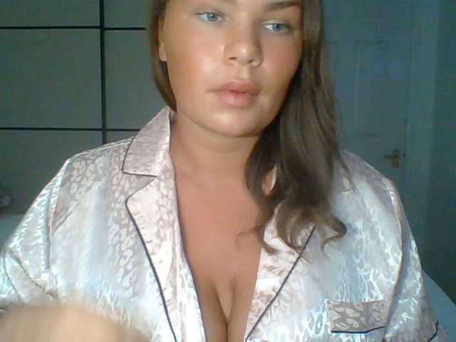 PrincessGem live cam on BongaCams