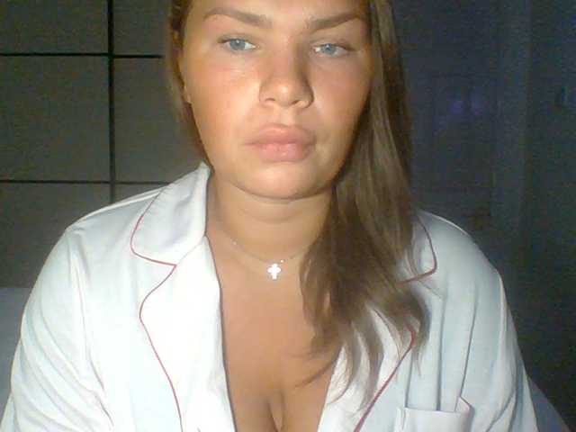PrincessGem live cam on BongaCams