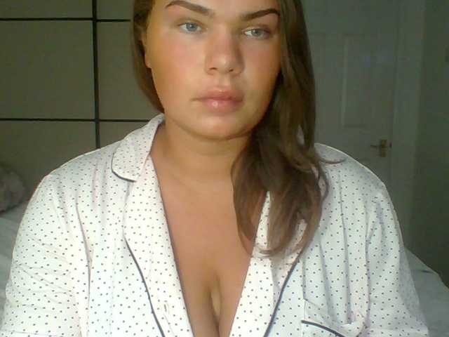 PrincessGem live cam on BongaCams