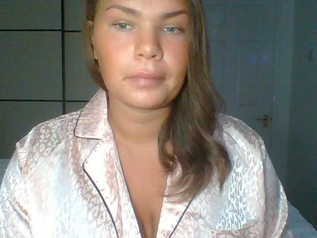 PrincessGem live cam on BongaCams