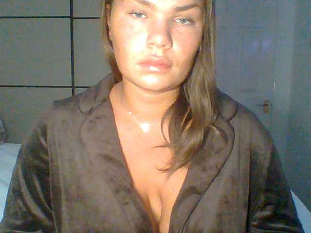 PrincessGem live cam on BongaCams