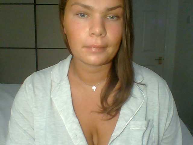 PrincessGem live cam on BongaCams