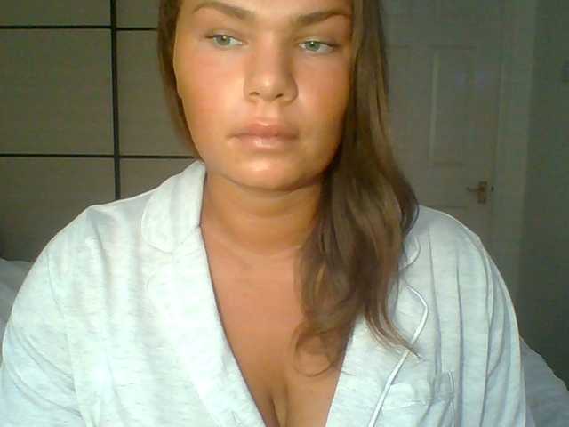 PrincessGem live cam on BongaCams