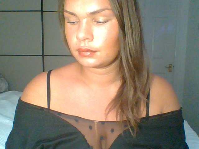 PrincessGem live cam on BongaCams