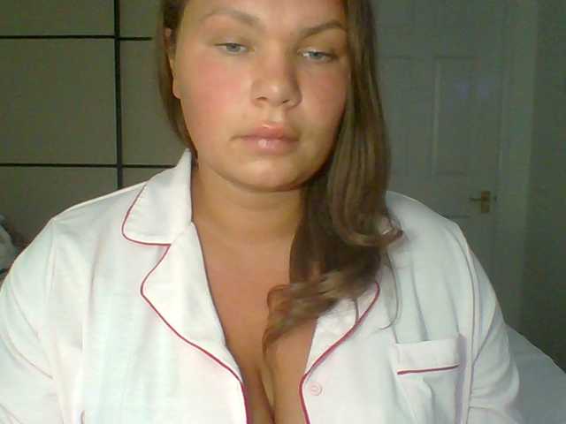 PrincessGem live cam on BongaCams