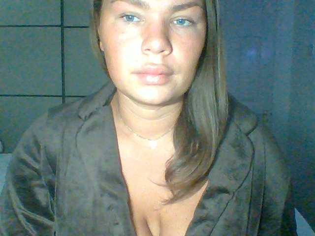 PrincessGem live cam on BongaCams