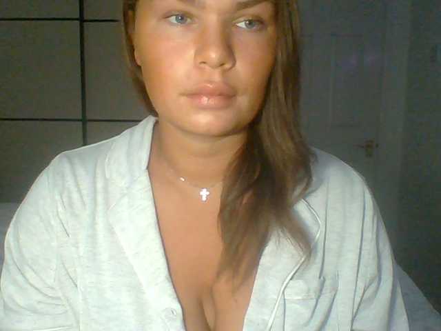 PrincessGem live cam on BongaCams